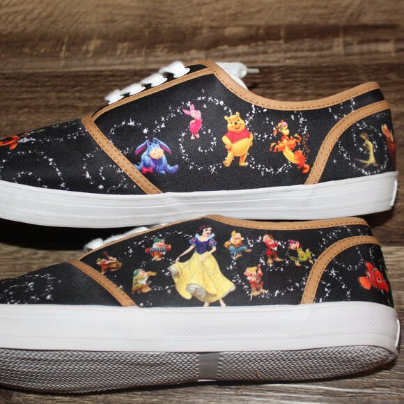 BRADFORD EXCHANGE Disney Wearable Work of Art Shoes Sz 10 Collectors Sneakers - Picture 6 of 11